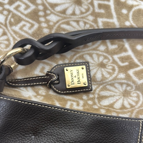 Dooney & Bourke Brown Leather Hobo Bag with Slouchy Design - Picture 15 of 16